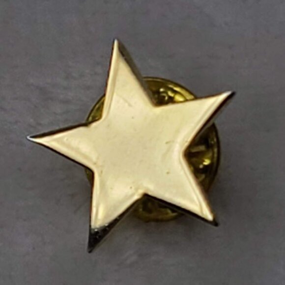 Gold Star Lapel Tack Pin 5 Point Metallic Gold Tone Flat - Picture 2 of 7